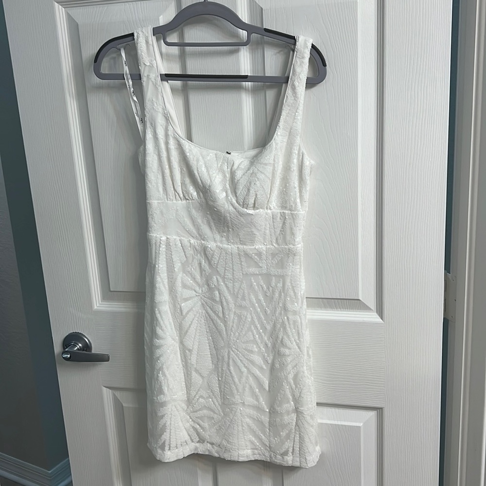 BRAND NEW SEQUIN LULU’S DRESS